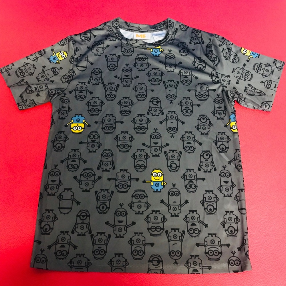 Despicable Me Kids Compression Shirt Size XL